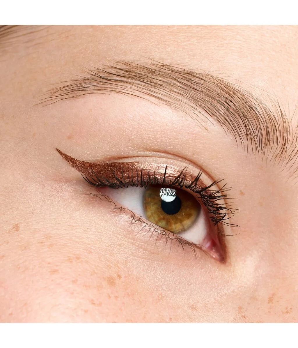 Essence Colour it! metallic liquid liner eyeliner